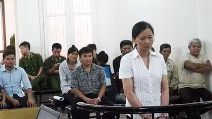 Cuồng yêu, người đàn bà hạ độc sát hại vợ nhân tình