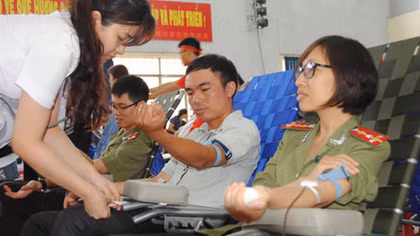'Mỗi giọt máu mình cho đi, một cuộc đời được ở lại…'