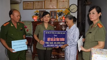 Tặng quà gia đình chính sách tại Đà Nẵng, Quảng Nam