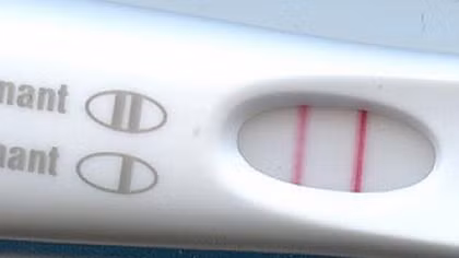 Đề nghị cách chức Bí thư quan hệ bất chính làm 2 cán bộ dưới quyền có thai
