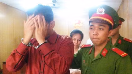 Ép nợ, cháu của trùm giang hồ Năm Cam lãnh án