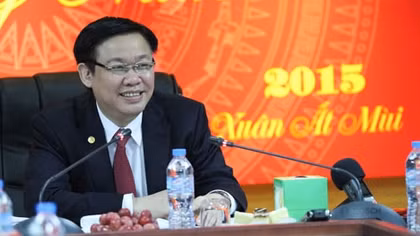 Phát triển kinh tế - xã hội gắn chặt với bảo đảm an ninh quốc gia