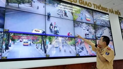 Tăng cường xử phạt nguội, nhiều người dân Hà Nội bất ngờ