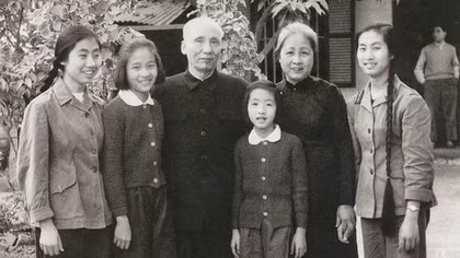 Mẹ trả biệt thự theo di nguyện của cha