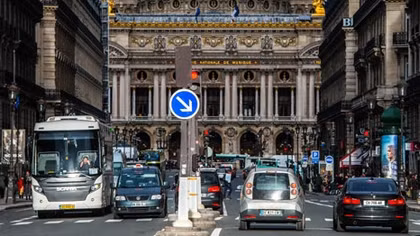 Paris hạn chế giao thông theo biển số chẵn lẻ để giảm ô nhiễm