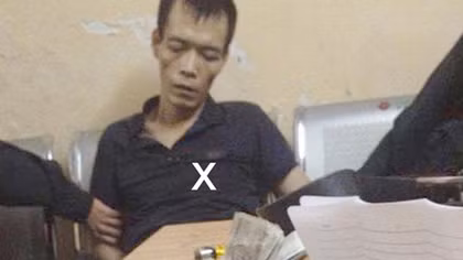 ‘Ôm’ ma túy đá đụng Cảnh sát cơ động