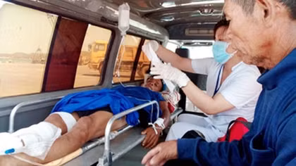 Cứu nạn một ngư dân bị trọng thương giữa biển