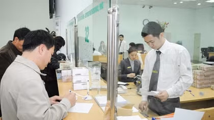 Nhiều giải pháp linh hoạt đảm bảo cung ứng đủ tiền dịp Tết