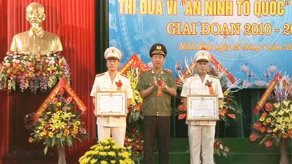Công an tỉnh Ninh Bình tổ chức Đại hội thi đua vì ANTQ