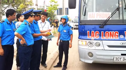 Ngăn chặn nạn cò mồi, đe dọa lái xe khách tuyến Hà Nội - Hải Phòng