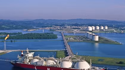 Honeywell mua 30% cổ phần còn lại của UOP Russell LLC 