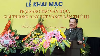 Khai mạc Cuộc thi viết giải 'Cây bút vàng' lần thứ III