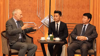 Thứ trưởng Bùi Văn Nam tiếp Giám đốc điều hành Văn phòng Châu Á của IISS