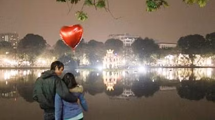 Không khí lạnh tràn về trong Ngày Lễ tình nhân