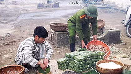 Những người đón Tết trong… trại giam cùng phạm nhân