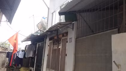 Ngáo đá, đốt nhà sát hại vợ, con của bạn thân 