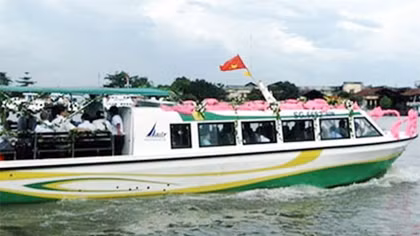 TP HCM chống kẹt xe bằng... giao thông đường thủy