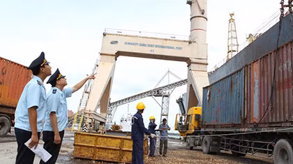Giảm một nửa thời gian thông quan hàng hóa để tăng thu