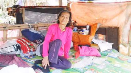 Cuộc đời buồn của người đàn bà sống ẩn khuất dưới chân cầu Long Biên