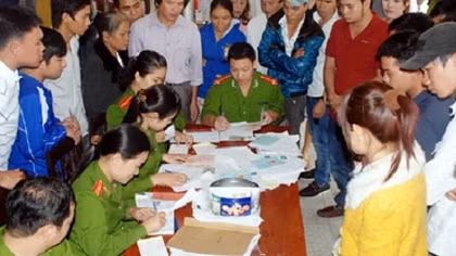 Những “bóng hồng” tận tụy với công việc