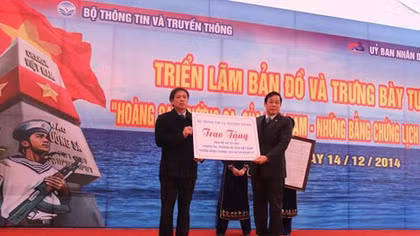 Triển lãm bằng chứng lịch sử về Hoàng Sa, Trường Sa của Việt Nam tại Cao Bằng