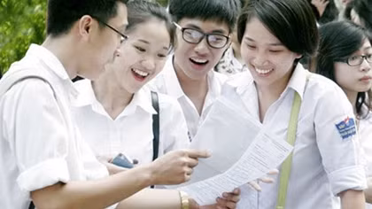 Đề thi lớp 12 mắc lỗi ngớ ngẩn