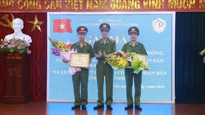 Công an các đơn vị, địa phương kỷ niệm Ngày truyền thống các lực lượng CAND