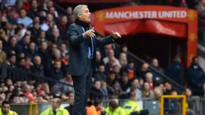 Ba rào cản lớn của Mourinho ở M.U