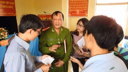 Xài hết tiền, tài sản, hoang báo bị cướp 