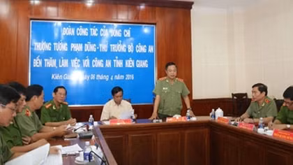 Thứ trưởng Phạm Dũng làm việc tại Kiên Giang