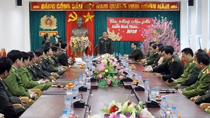 Lãnh đạo Bộ Công an kiểm tra công tác tại Công an tỉnh Hưng Yên