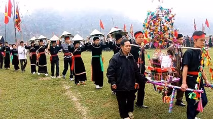 Nhiều lễ hội ý nghĩa ở Tuyên Quang và Quảng Nam