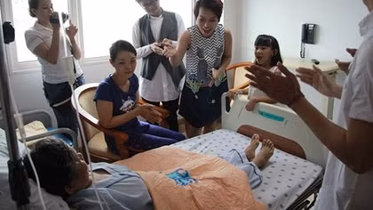 Nghệ sĩ “Mang âm nhạc đến bệnh viện”