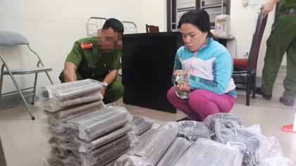 Vận chuyển 50kg thuốc nổ đi tiêu thụ