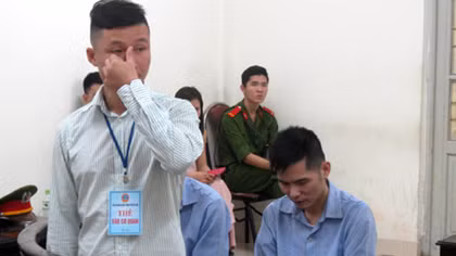Xâm phạm chỗ ở công dân để cướp tài sản, ba bị cáo lĩnh án 35 năm 6 tháng tù