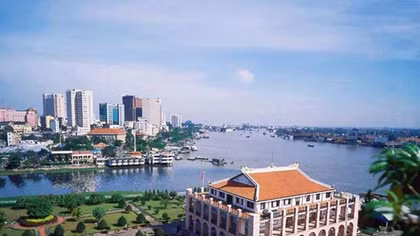 Mở rộng tuyển công chức, viên chức đối với những người có hộ khẩu tỉnh, thành khác