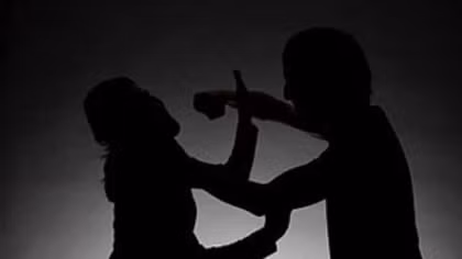 Hai mẹ con bị chồng cũ ép uống thuốc sâu để tự sát