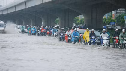 Mùa mưa tới, Hà Nội vẫn còn 16 điểm úng ngập
