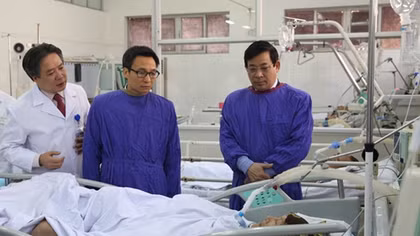 Thủ tướng chỉ đạo tăng cường giảm quá tải bệnh viện