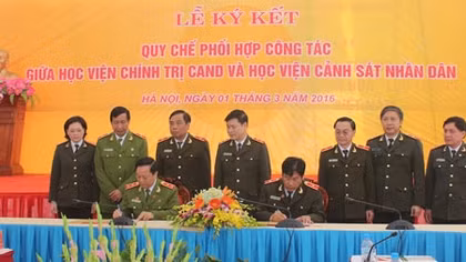 Ký quy chế phối hợp giữa Học viện Chính trị CAND và Học viện Cảnh sát nhân dân