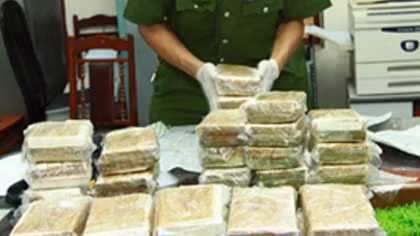 Đề nghị khen thưởng Đại đội 7 Cảnh sát cơ động 2 ngày thu giữ 3 kg ma túy
