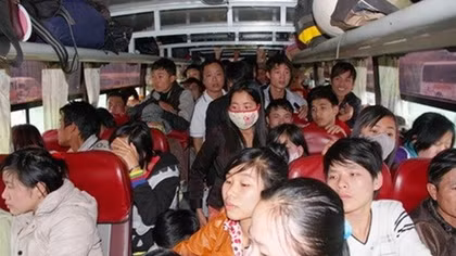 Đề nghị xử nghiêm hai nhà xe "nhồi" khách trên cao tốc