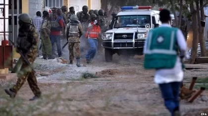 Phiến quân Hồi giáo tấn công trường đại học tại Kenya: 147 người thiệt mạng