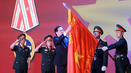 Thủ tướng Nguyễn Tấn Dũng dự Lễ kỷ niệm 40 năm Ngày truyền thống Bệnh viện Quân y 175
