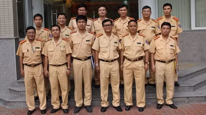 Giao lưu, trao đổi kinh nghiệm về đảm bảo TTATGT giữa CSGT Hà Nội, TP HCM