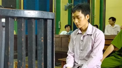 26 năm tù cho kẻ tạt axit trả thù tình