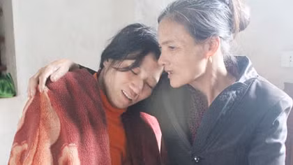 Quê nghèo ngóng tin hai thuyền viên