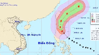 Bão Noul thành siêu bão nhưng không hướng vào đất liền