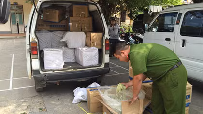 350 kg bột làm bánh Trung thu không nguồn gốc