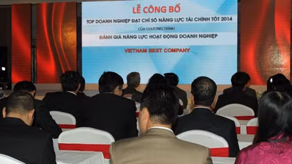 Top doanh nghiệp đạt chỉ số tài chính tốt nhất trên TTCK 2014
